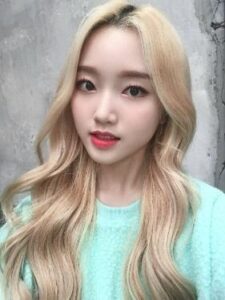 5 flattering hair color trends popular in Korea & Japan