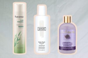Three shampoo of different brands